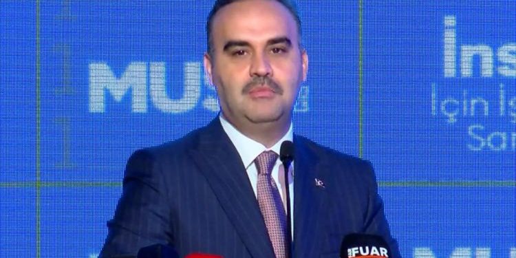 Bakan Kacır: Dünyada muvaffakiyet öykülerine imza atan ülke olduk