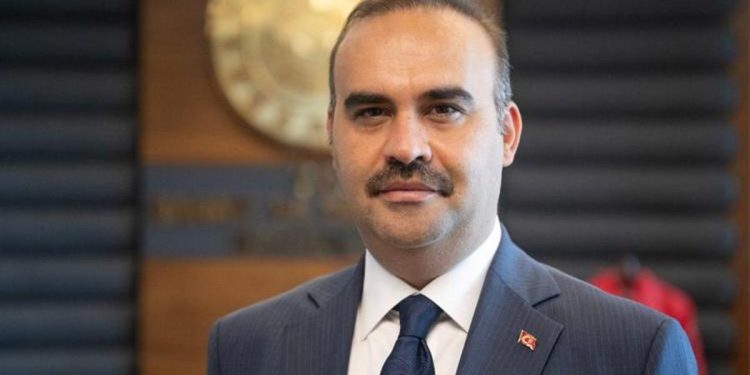 Bakan Kacır’dan kıymetli açıklamalar