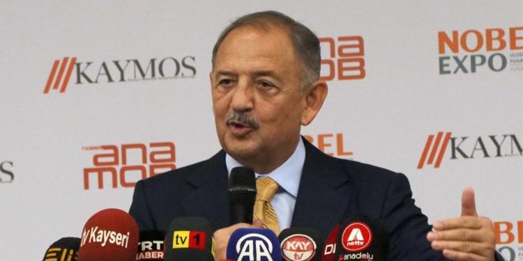 Bakan Özhaseki’den zelzele bildirisi: Fayları bilerek hareket etmek lazım