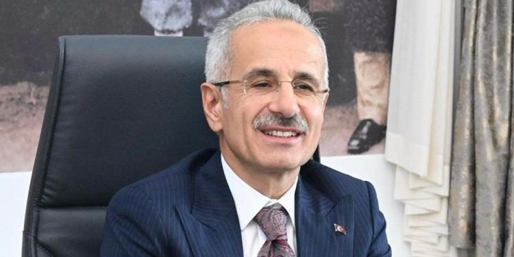 Bakan Uraloğlu: Elleçlenen yük ölçüsü 391 milyon 801 bin 393 ton oldu
