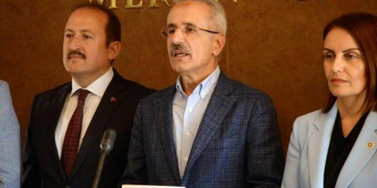 Bakan Uraloğlu’dan bölünmüş yol vurgusu: 5 kat arttı