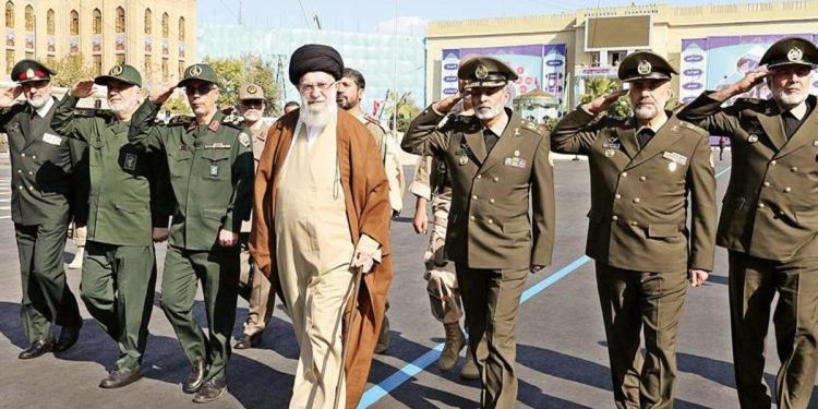 Batı İran’ı uyardı: Karışmayın