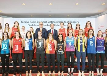 Bayan voleyboluna tarihi takviye