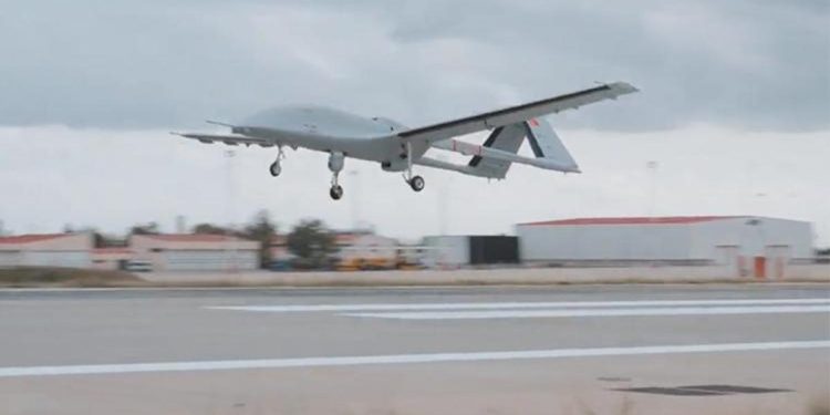 Bayraktar TB3’ten yeni başarı! Teker kesme testinden geçti