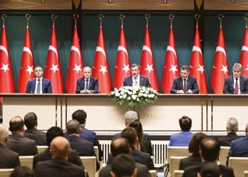 Cumhurbaşkanı Yardımcısı Cevdet Yılmaz 2024 bütçesi için konuştu: Bütçede öncelik hayat pahalılığı