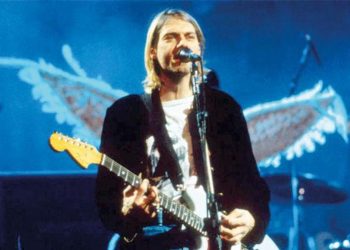 Efsanenin gitarı açık artırmada