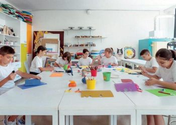 Eğitime düğün ve cenaze dayanağı