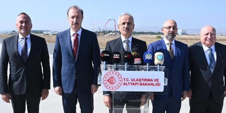 Esenboğa Havalimanı’na üçüncü pist geliyor