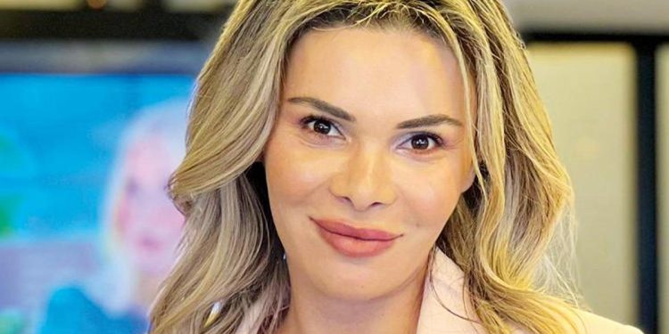 Estetik ve hoşluk danışmanı Damla Yılmaz yazdı: Estetiğin doğalı olur mu?