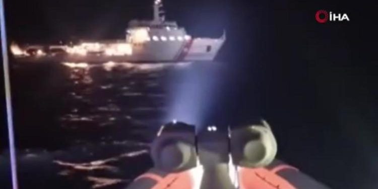 Feribotta yangın! 177 kişi kıyı güvenlik tarafından kurtarıldı