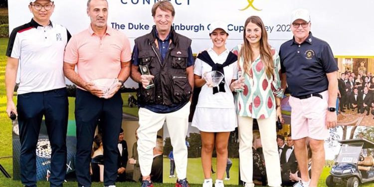 Golfün ustaları depremzede çocuklar faydasına yarıştı