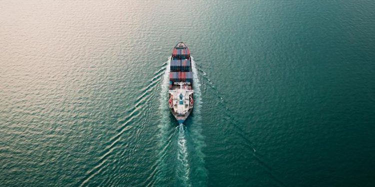 İki yük gemisi çarpıştı: Çok sayıda kayıp