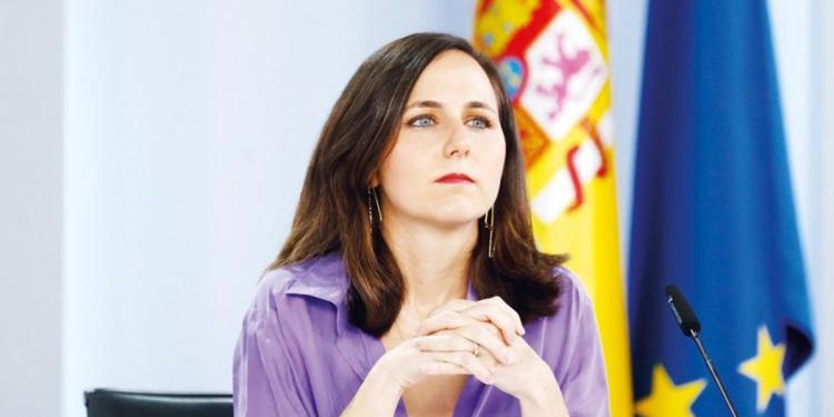 İspanyol bakan İsrail’e yüklendi: Tel Aviv’e yaptırımı düşünmeliyiz