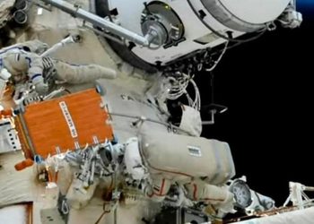 ISS’deki Rus kozmonotlardan 8 saatlik uzay yürüyüşü
