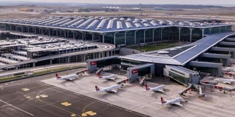 İstanbul Havalimanı tepeden düşmüyor