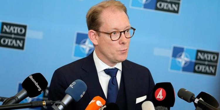 İsveç Dışişleri Bakanı pasaportunu unutunca AB toplantısını kaçırdı