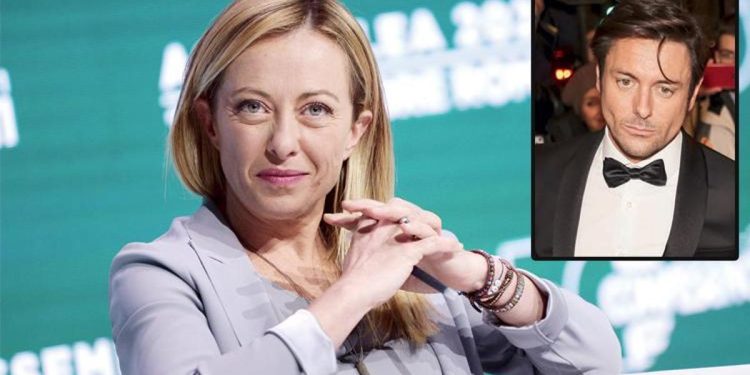 İtalya Başbakanı sevgilisinden ayrıldı