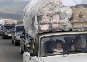 Karabağ’dan Ermenistan’a geçenlerin sayısı 100 bini aştı