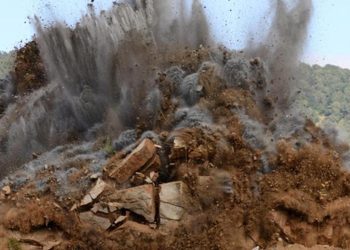 Kazakistan’da patlama: 16 meyyit