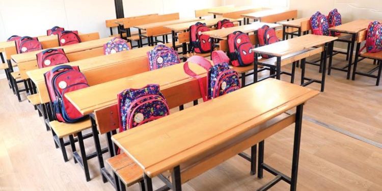 Kız çocukları enkazdan eğitimle kurtulacak