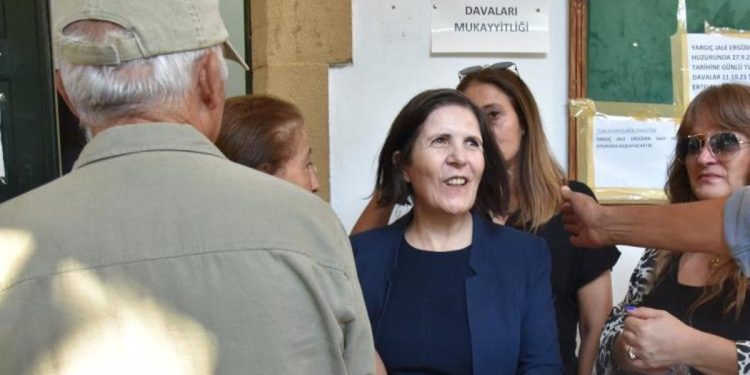 KKTC eski Başbakanı Siber için karar verildi