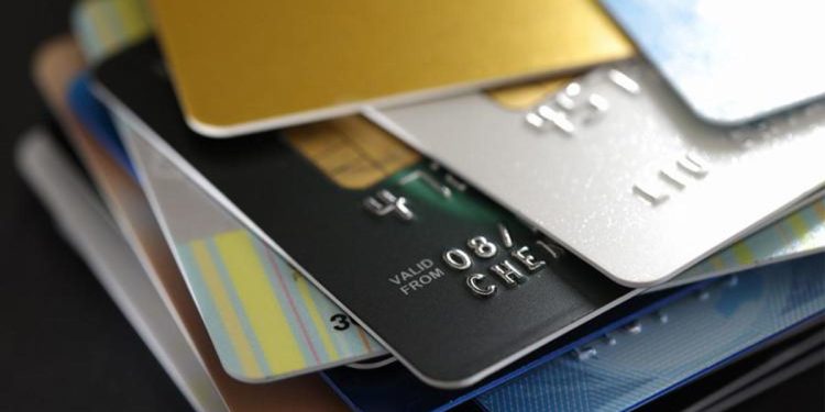 Kredi kartı faizleri yükseltildi