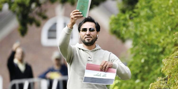 Momika’ya hudut dışı kararı