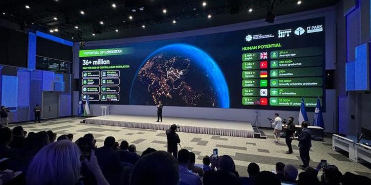 Özbekistan’dan bilişim atağı! 5 milyar dolara çıkarmayı hedefliyorlar