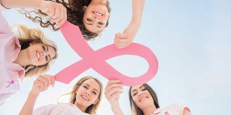 “Pembe Kurdele” göğüs kanseri farkındalığını artırıyor