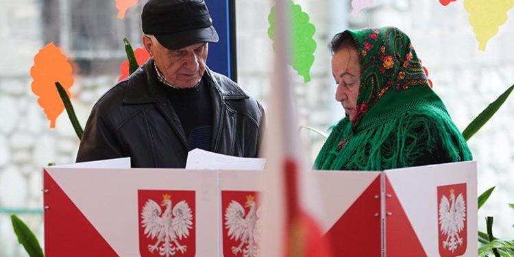 Polonya’da 30 milyon seçmen sandık başında