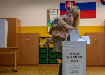 Slovakya sandık başında!
