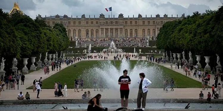 Son dakika.. Fransa’da Versay Sarayı’nda bomba alarmı