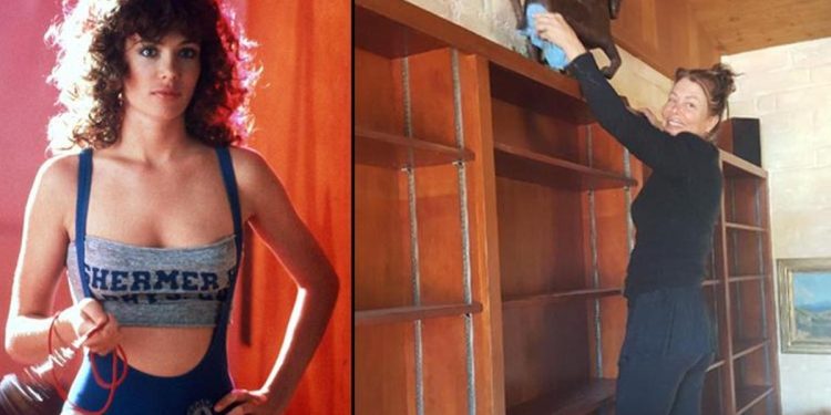 Ünlü oyuncu tacizci kocasından boşanıp çiftliğe yerleşmişti: Etekleri uçuşan elbiseyi çıkardı, elinde toz beziyle mesken temizliyor