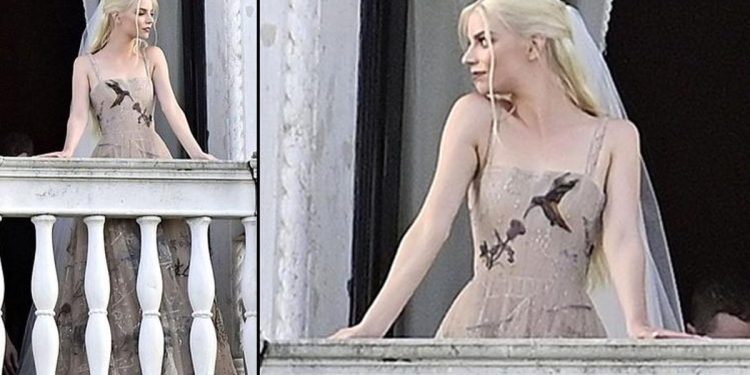 Ünlü oyuncu uzaktaki sevgilisine kavuştu. Kalbindeki kuşlar gelinliğine uçtu!