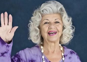 Yeşilçam’ın efsane dublaj sanatkarı Jeyan Mahfi Ayral Tözüm hayatını kaybetti