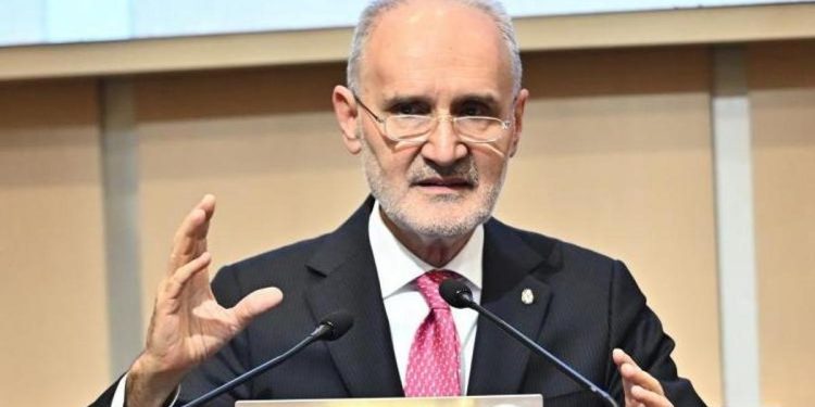 Avdagiç: İktisatta dengeleme süreci 5 işaret verdi