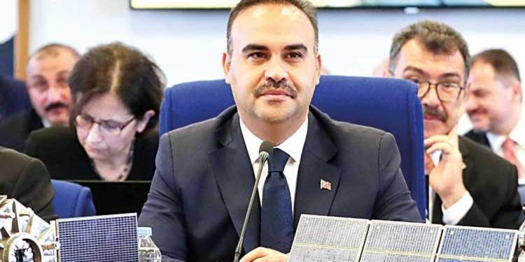 Bakan Kacır TBMM’de sorulara cevap verdi: Güneş paneli üretiminde Avrupa’da birinciyiz