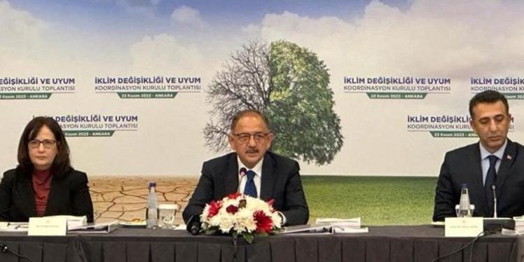 Bakan Özhaseki: Afet bölgesindeki 200 bin konutun inşası devam ediyor