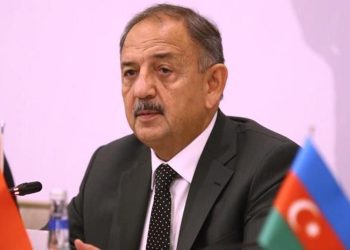 Bakan Özhaseki: Büyük çabayı daima birlikte vermeliyiz