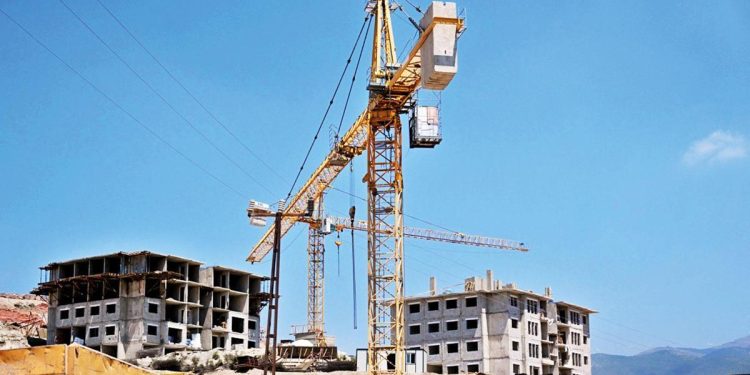 Bakan Özhaseki sarsıntı bölgesindeki son durumu paylaştı: 46 bin konut yıl sonunda teslim