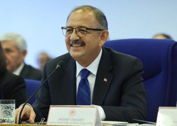 Bakan Özhaseki’den birtakım belediyelere ‘deprem turisti’ göndermesi: ‘Selfie’ çektiler