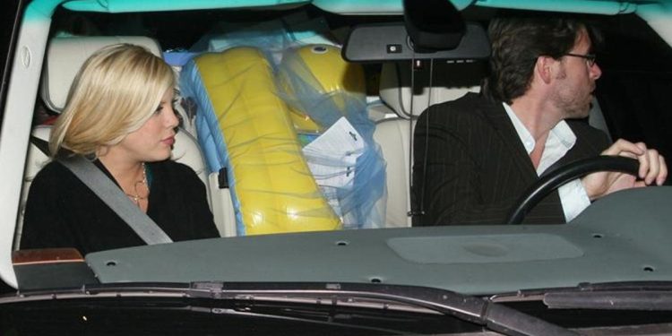 Beş çocuklu ünlü çiftin düş evliliği makûs bitti: Yatak odamızı yıllar evvel ayırmıştık… Orada beni değil tavukları yanında istedi