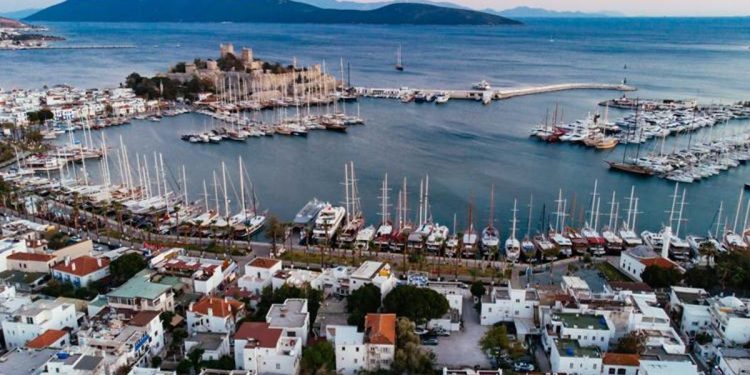 Bodrum 1 milyon yabancı turist gayesi koydu