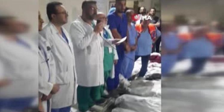 Cenazelerin ortasında yürek burkan açıklama