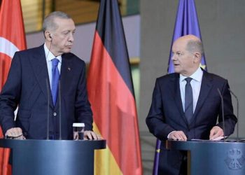 Cumhurbaşkanı Erdoğan’ın kelamları dünyada bu türlü yankılandı: Başbakanlık ofisinde Almanya’ya ihtarlarda bulundu