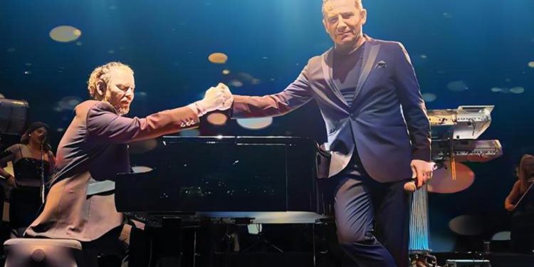 Ferhat Göçer ve İskender Paydaş’tan Fi Senfoni