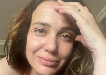 Filtresiz ve makyajsız! ‘Komplekse girmeye gerek yok, yaşlanıyoruz’