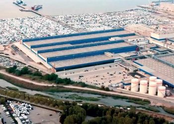 Ford Otosan elektrikli araçlar da üreteceği fabrikasını yeniledi: Ticari aracın ‘Yeniköy’ü