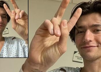 Genç oyuncu berbat haberi toplumsal medyadan açıkladı: Beynimde limon büyüklüğünde tümör var!