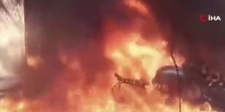 Hindistan’da korkutan yangın: 9 kişi hayatını kaybetti